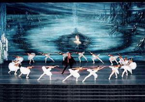 LE LAC DES CYGNES - Ballet classique